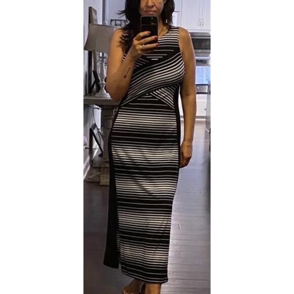 White House Black Market Dress Med Black White Stripe - Picture 2 of 5